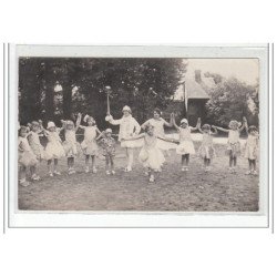 MERU - CARTE PHOTO - Fête - jeunes filles et fillettes - très bon état