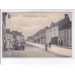 MAUVES-sur-HUISNES: la grande rue, automobile - très bon état