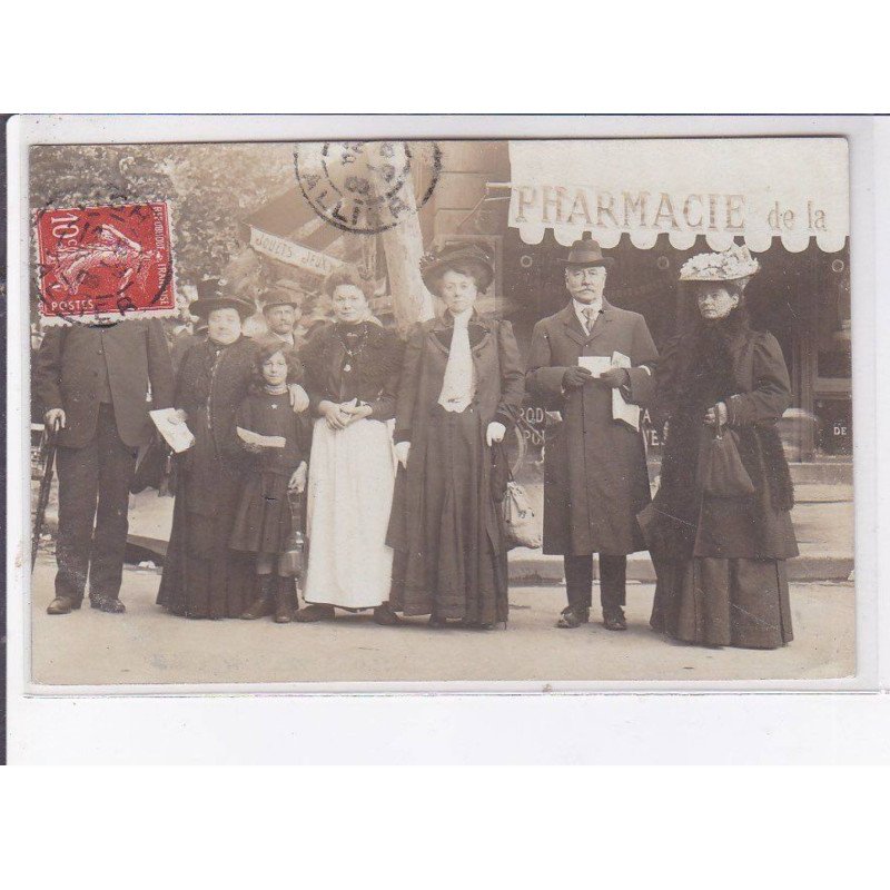 VICHY: pharmacie, personnages - très bon état