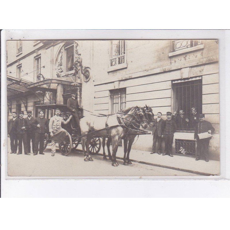 PARIS: attelage - très bon état