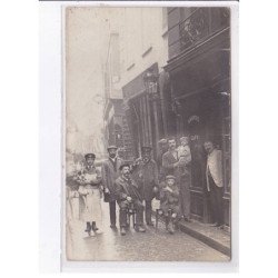 PARIS: abstinthe, café, personnages - état