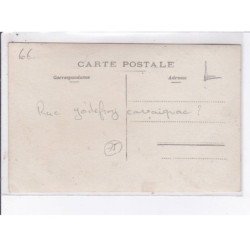 PARIS: rue godfroy carignac(?), personnages, commerce - très bon état