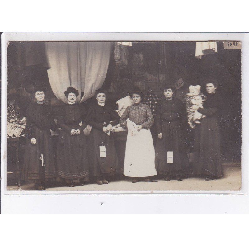 PARIS: 72 rue saint-martin(?) commerce de textile(?) - très bon état