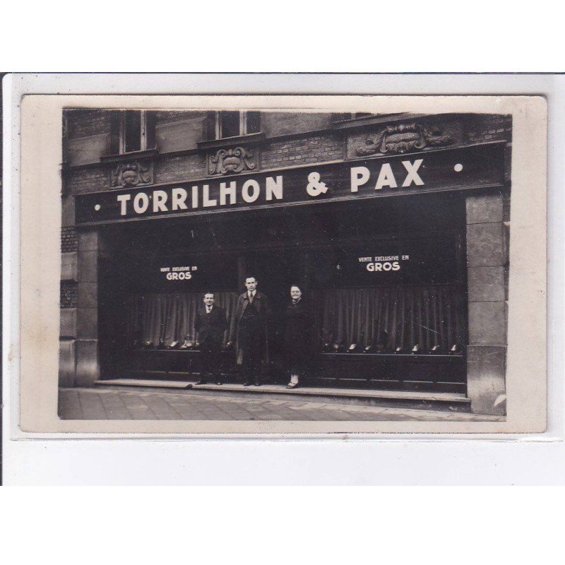 FRANCE: carte photo à localiser torrilhon et pax, clermont ferrand(?), chaussures - très bon état