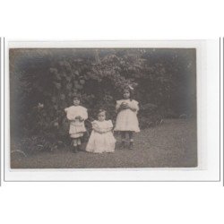 LUCHOn : carte photo d'enfants jouant aux boules (pétanque - villa) - très bon état