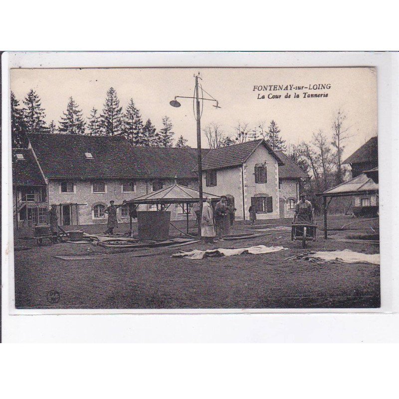 FONTENAY-sur-LOING: la cour de la tannerie - très bon état