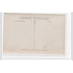 BORDEAUX ? : carte photo d'un tireuse de cartes (diseuse de bonne aventure) - très bon état