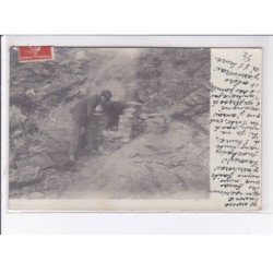 LE CLION: four - très bon état