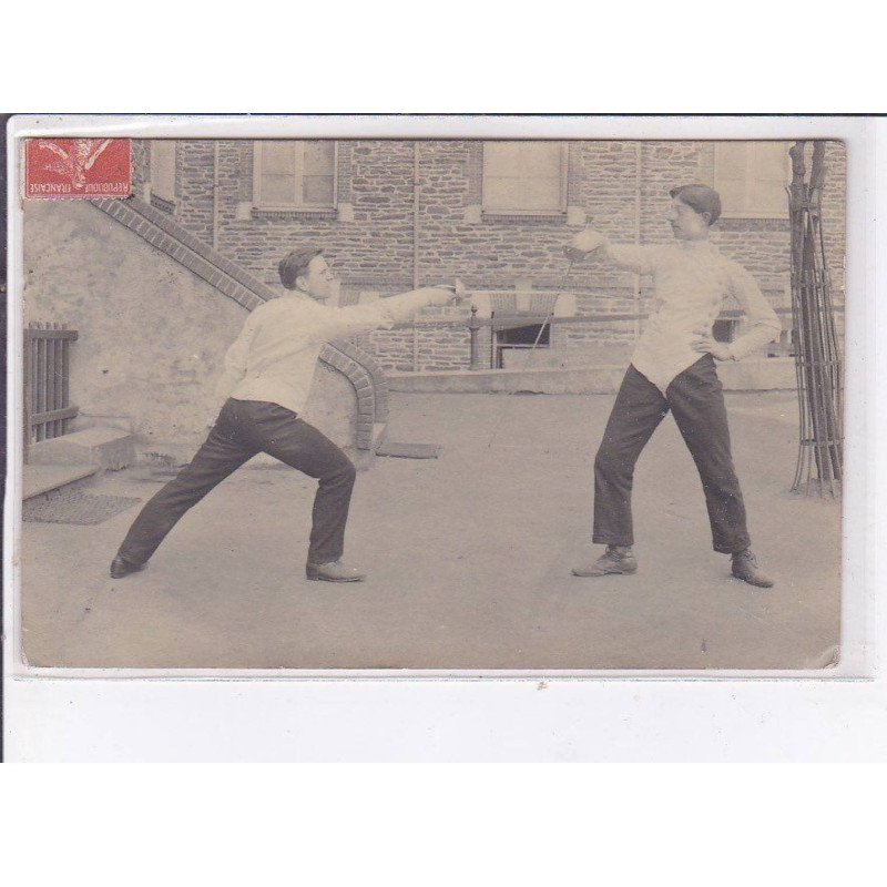 LE CLION: école st-joseph, escrime - très bon état