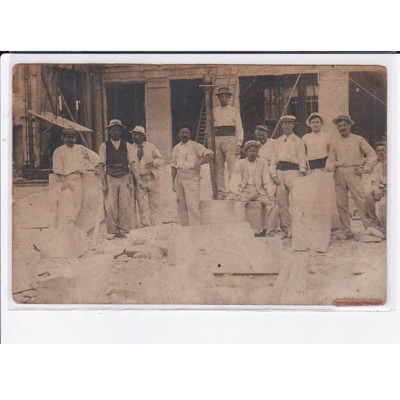 DIJON - Carrière - Tailleur de pierre - état