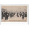 Congrès de VERSAILLES - Election présidentielle 1913 - La foule attend le départ de Poincaré  - très bon état