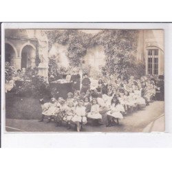AVALLON: pensionnat Jeanne d'Arc - très bon état