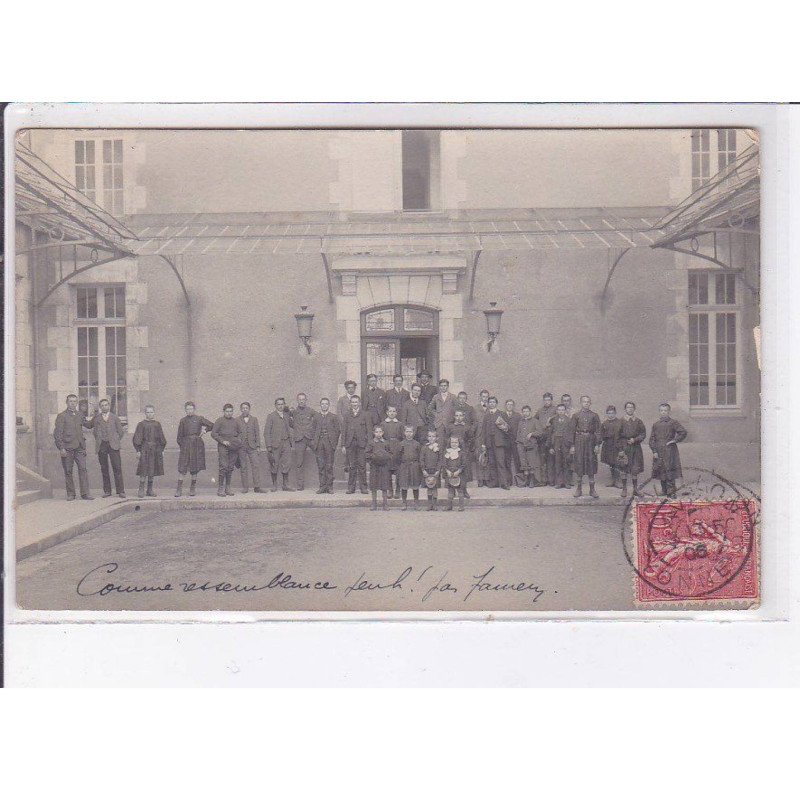 AVALLON: collège - très bon état
