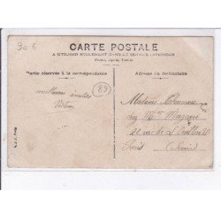 AVALLON: la place vauban - très bon état