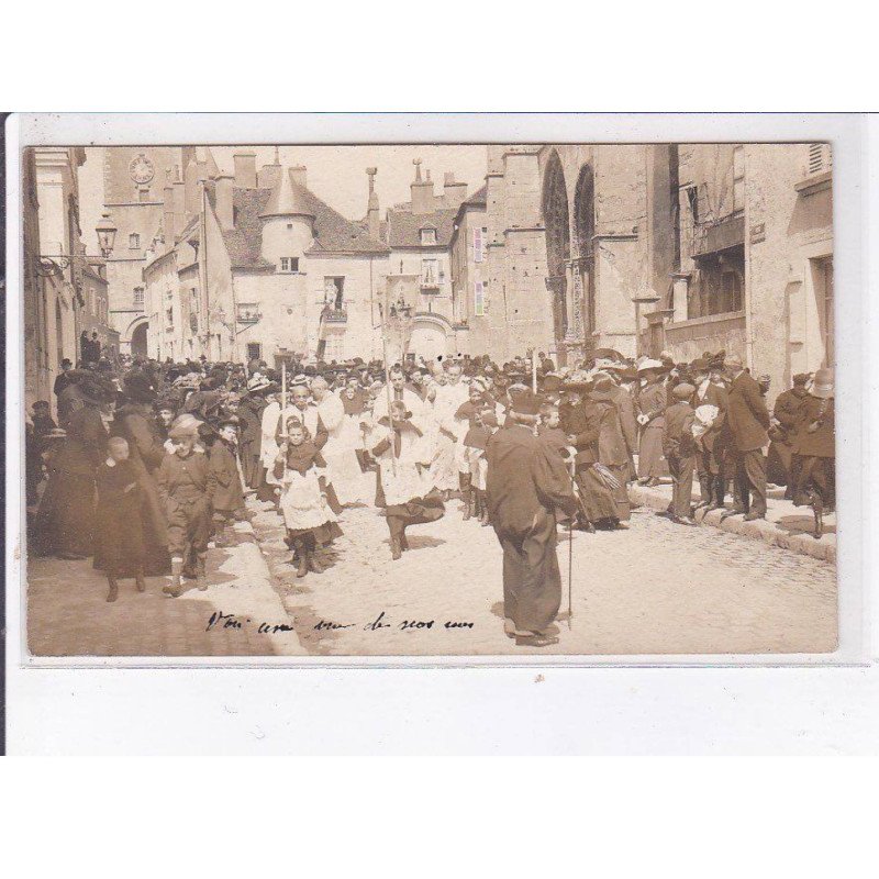 AVALLON: procession - très bon état