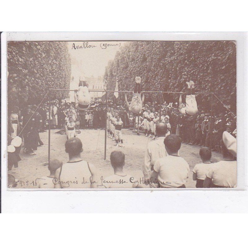 AVALLON: congrès de la jeunesse catholique, sports - très bon état