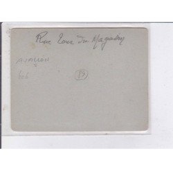 AVALLON: rue tour du magasin - très bon état