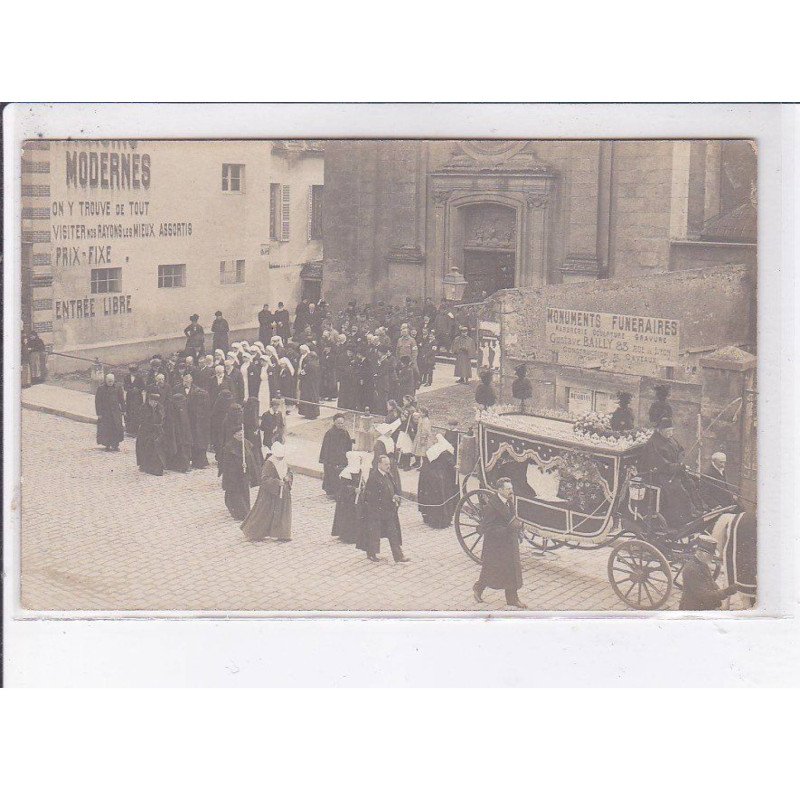 AVALLON: événement religieux - très bon état