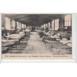 SIGNY L'ABBAYE - la Vénerie  - intérieur d'un dortoir - très bon état