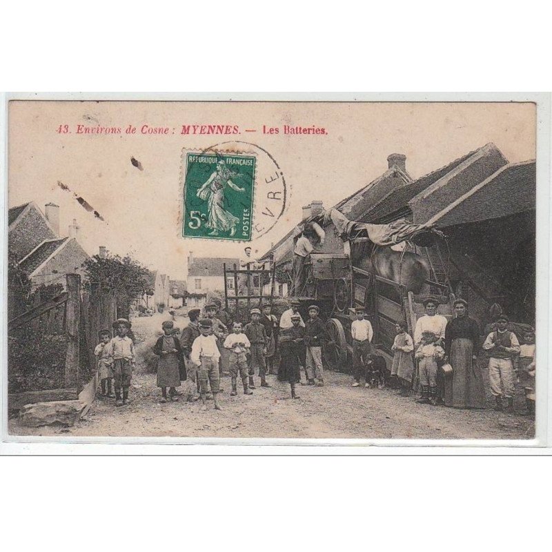 MYENNES : les batteries (avec cheval) - très bon état MYENNES : les batteries (avec cheval) - très bon état