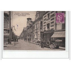 LA FERE - Rue du Bourget - le carillon de l'hôtel des Postes - Caisse d'épargne -  très bon état