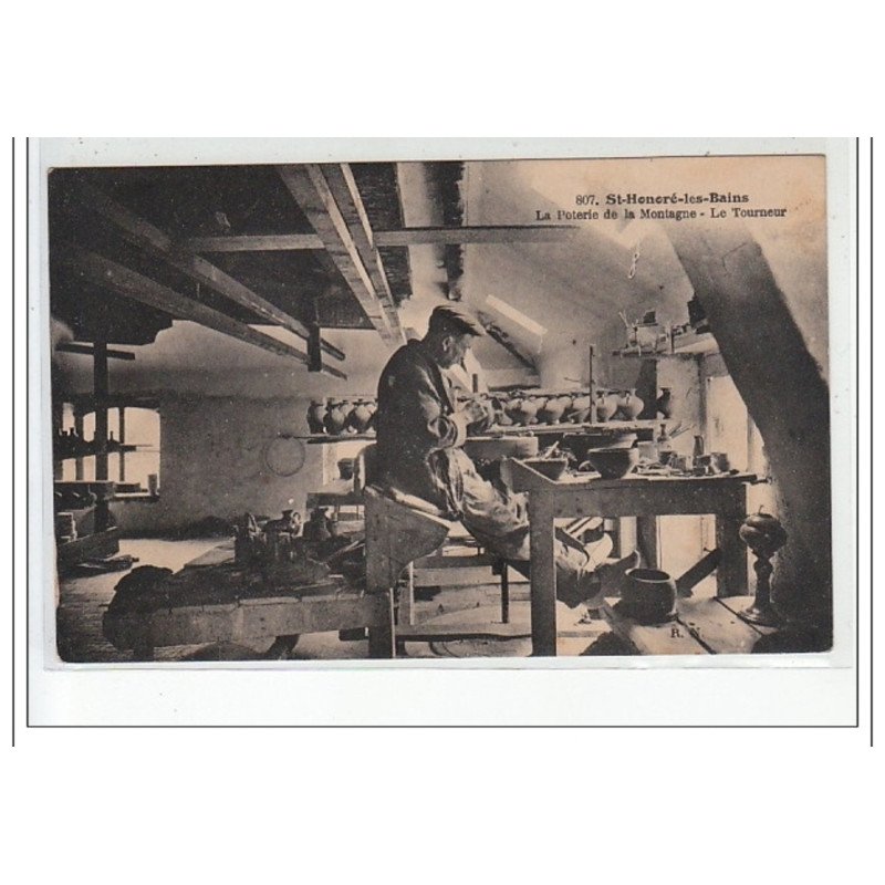 SAINT HONORE LES BAINS - La Poterie de la montagne - le Tourneur - très bon état