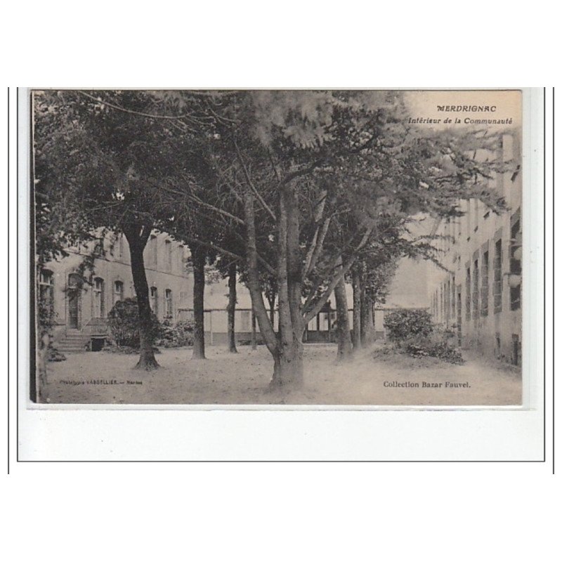 MERDRIGNAC - intérieur de la communauté - très bon état