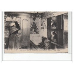 COUTUMES, MOEURS ET COSTUMES BRETONS - Intérieur breton - lit à étages et chapelle de la Vierge - très bon état
