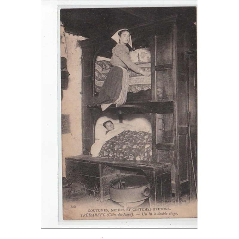 TREDARZEC - Un lit à double étage - très bon état