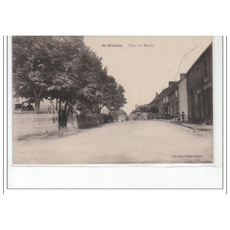 SAINT HILAIRE - Place du marché - très bon état