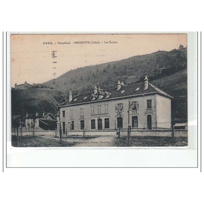 BRIGNOUD - Les écoles - très bon état