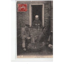 Environs de BEAUVAIS - Scènes et costumes - les derniers travaux - très bon état
