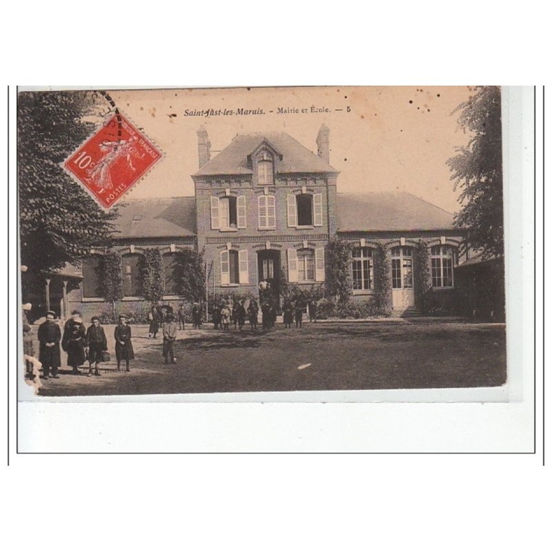 SAINT JUST LES MARAIS - Mairie et école - état