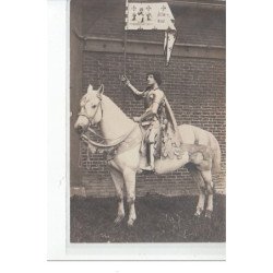 COMPIEGNE - CARTE PHOTO - Fête de Jeanne d'Arc - très bon état