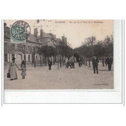 MAMERS - Un coin de la place de la République - très bon état