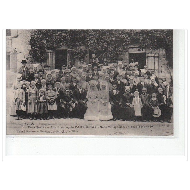 Environs de PARTHENAY - Noce villageoise, un double mariage - très bon état Environs de PARTHENAY - Noce villageoise, un double mariage - très bon état