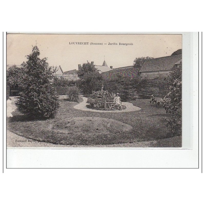 LOUVRECHY - Jardin Bourgeois - très bon état