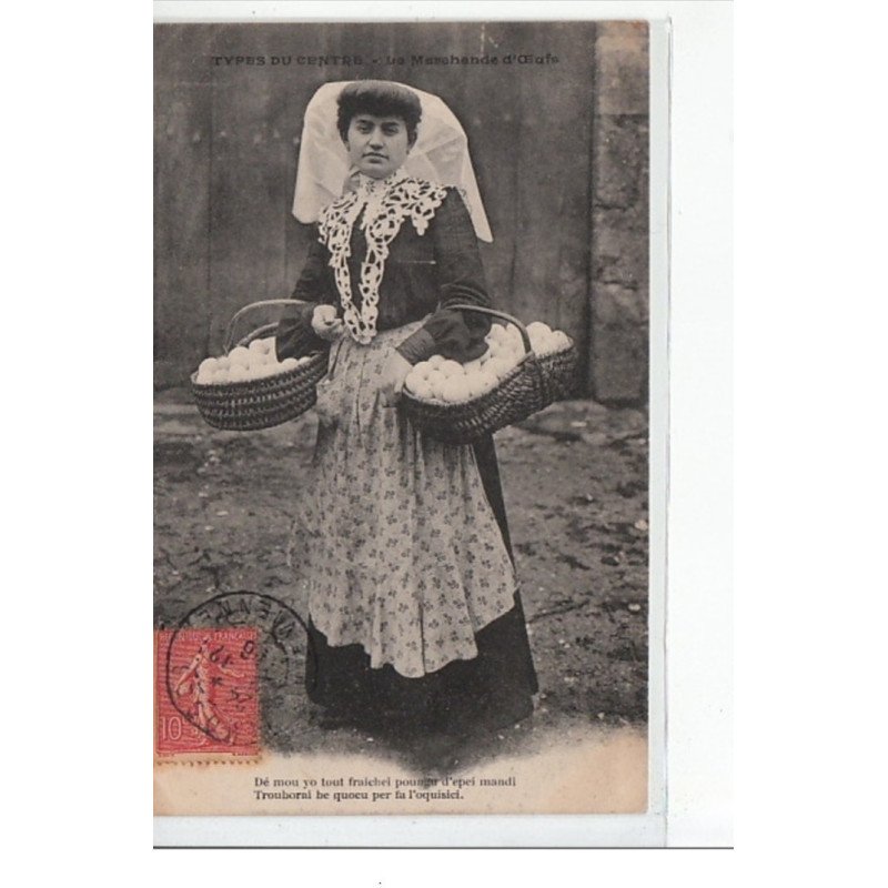 TYPE DU CENTRE - Une marchande d'oeufs - très bon état