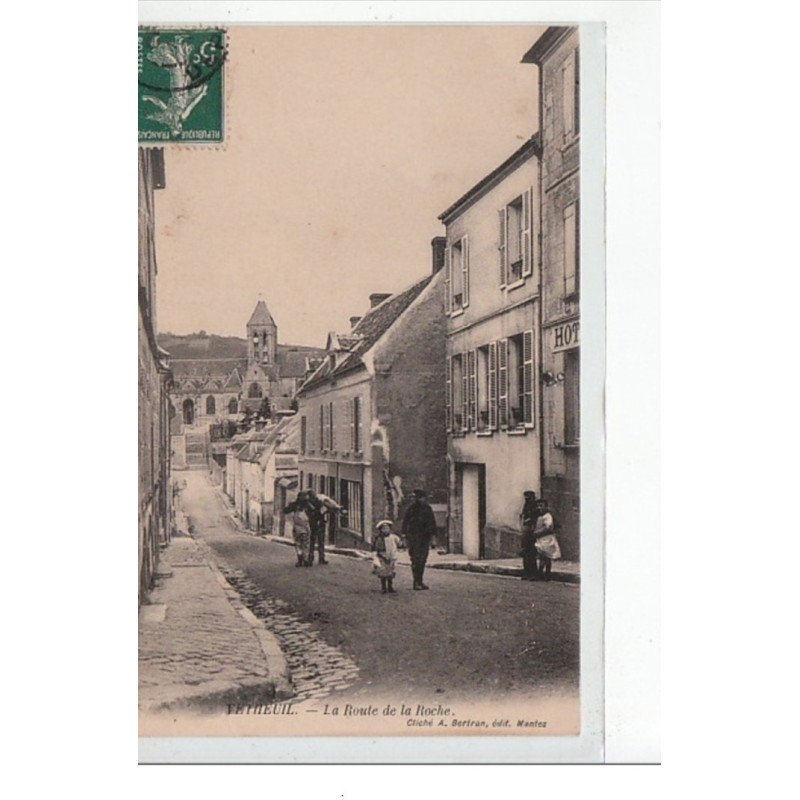 VETHEUIL - La route de la Roche - très bon état