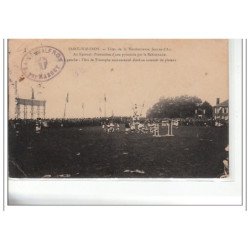 SAINT WALFROY - Fête de la Bienheureuse Jeanne d'Arc - production d'une pyramide par la Rehonnaise - état
