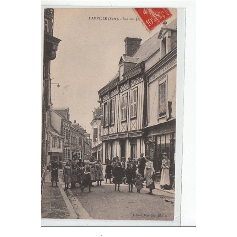DAMVILLE - Rue aux Juifs - très bon état