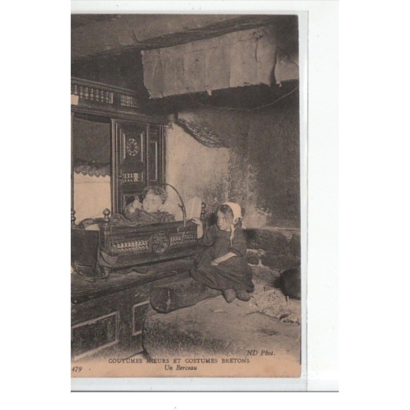 TYPES BRETONS - Un berceau - très bon état