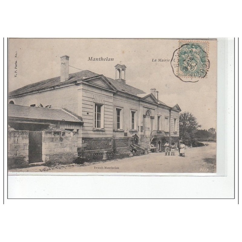 MANTHELAN - La mairie - très bon état