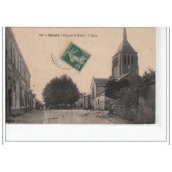 MARDIE - Place de la mairie - l'église - très bon état