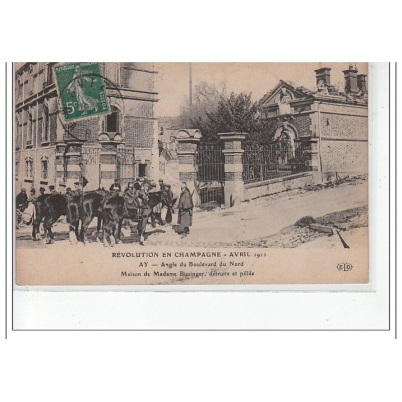 AY - Angle du boulevard nord - Maison de Mme Bissinger, détruite et pillée - très bon état AY - Angle du boulevard nord - Maison de Mme Bissinger, détruite et pillée - très bon état