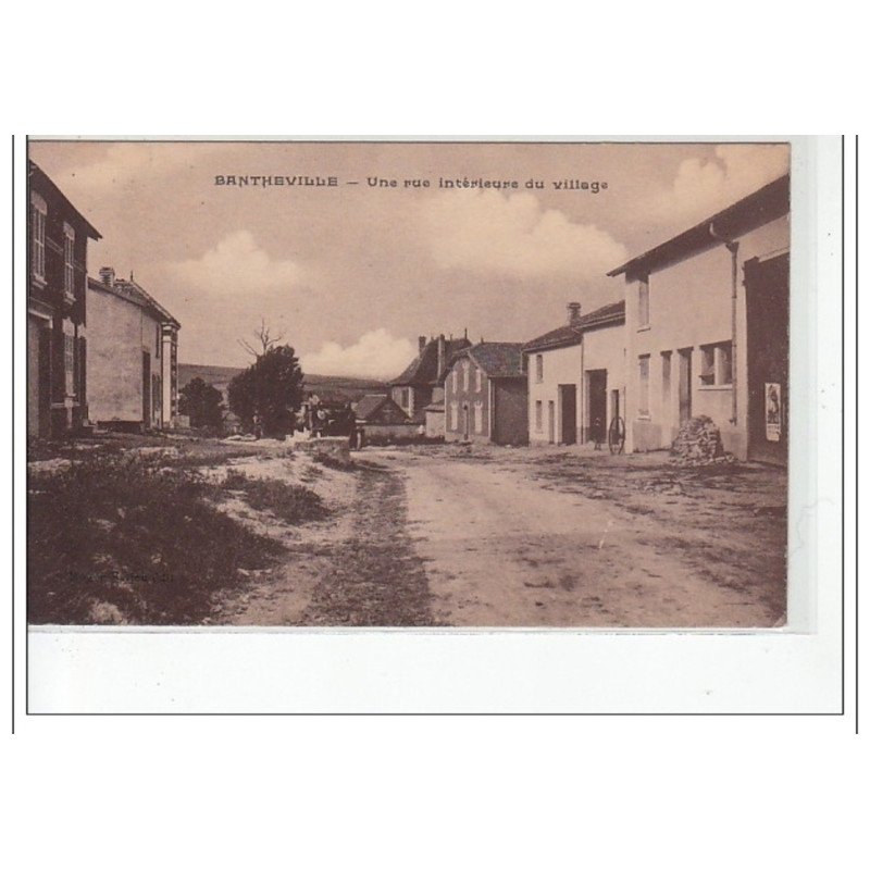 BANTHEVILLE - Une rue intérieure du village - très bon état