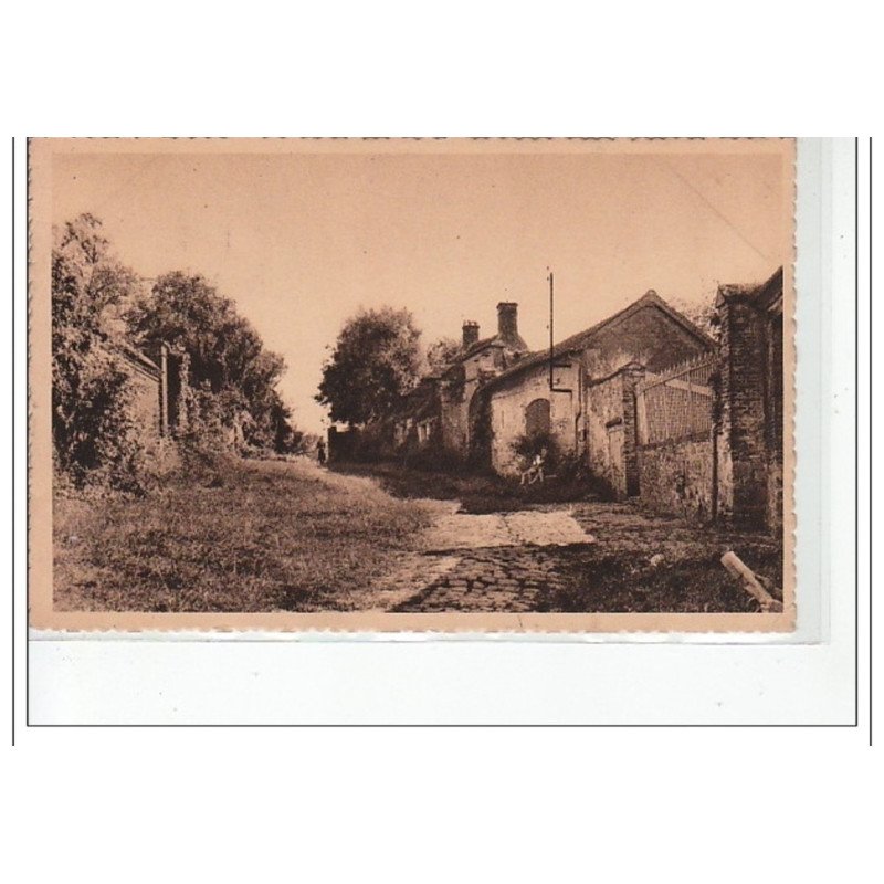 GERBEROY - Rue du Château - très bon état