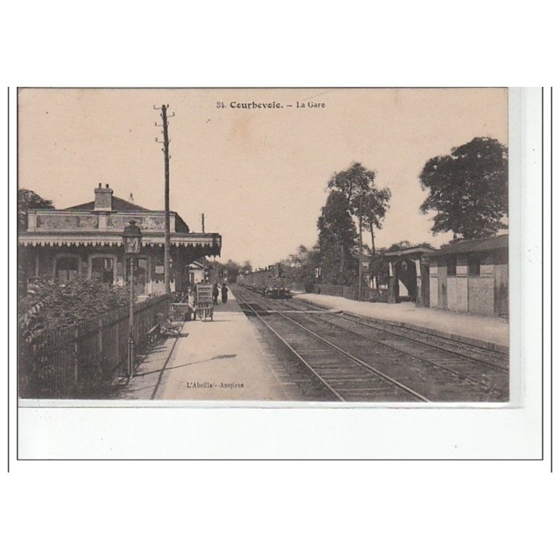 COURBEVOIE - La gare - très bon état