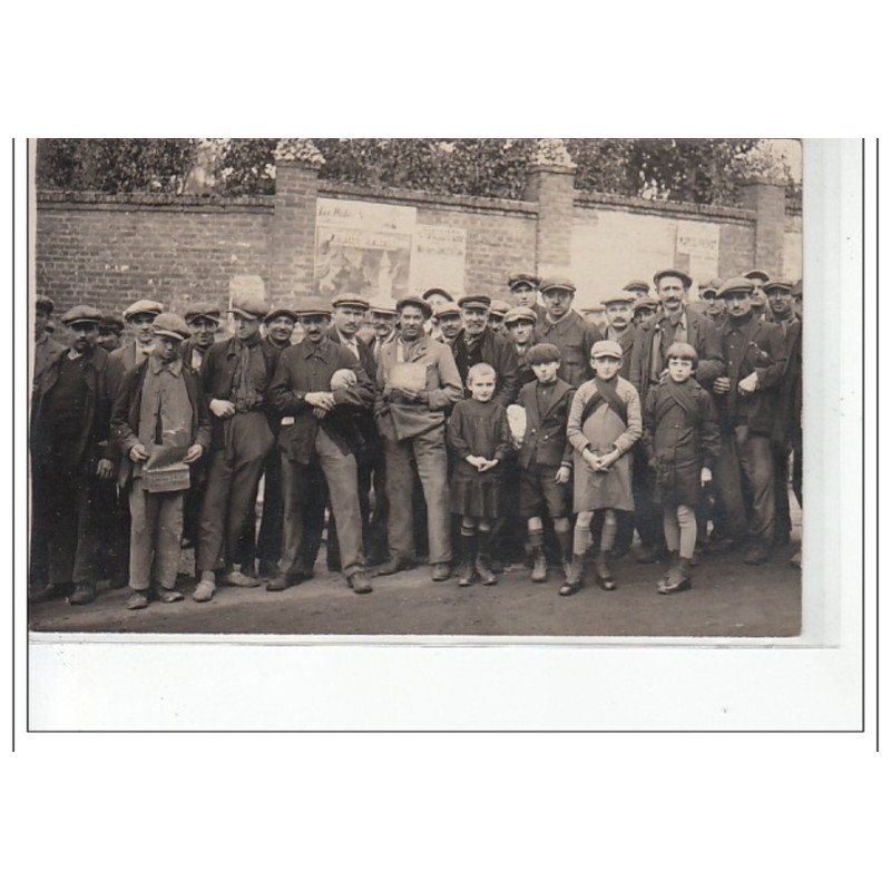 TERGNIER - CARTE PHOTO - très bon état