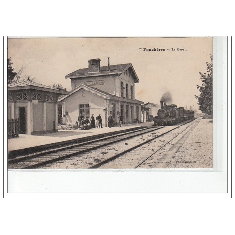 FOUCHERES - La gare - très bon état FOUCHERES - La gare - très bon état
